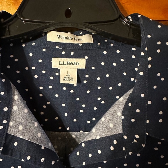 Ladies, navy blue and white, casual blouse, size large by L.L. Bean - Picture 4 of 4